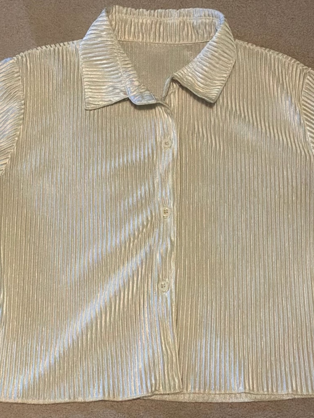 Cream Ribbed Plissé Short Sleeve Button Down Crop Shirt